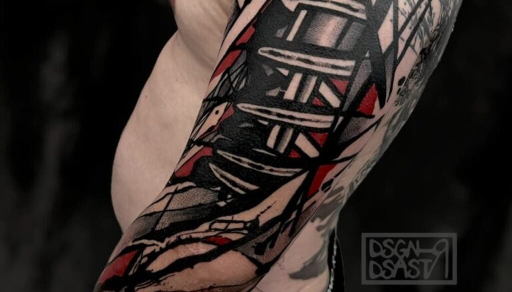 Tatuaje abstracto brazo